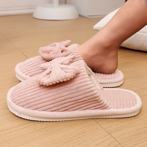 Vente en gros de nouvelles pantoufles pour femmes en EVA avec semelle en peluche et nœud, de qualité supérieure - Product Image 3