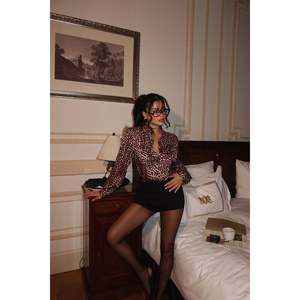 Camisa Kingsley Vintage con Estampado Floral de Leopardo para Mujer, Talla XL, Tops Transpirables de Algodón Tejido para Uso Diario, Casual, Primavera, Verano, Otoño - Product Image 5