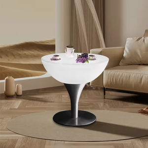Mesa de Bar LED moderna con iluminación Muebles de plástico impermeables para el hogar Bares Hoteles y centros comerciales para fiestas de cóctel - Product Image 1