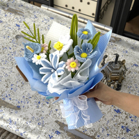 Bouquet de fleurs artificielles mélangées torsadées au crochet, fait main, lavable, respectueux de l'environnement, cadeau idéal pour la remise des diplômes et Pâques