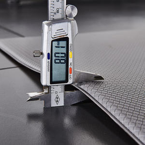 Juego de Alfombrillas de Cocina de PVC Rectangulares Antideslizantes, Resistentes al Aceite, Impermeables y Resistentes a las Manchas, Color Gris Ágata, Elegantes - Product Image 1