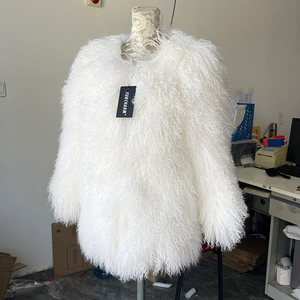 Manteaux en fourrure de mouton d'hiver 2025 pour femmes, <span class=keywords><strong>manteau</strong></span> en fourrure de Mongolie <span class=keywords><strong>blanc</strong></span> et moelleux, véritable <span class=keywords><strong>manteau</strong></span> pour femmes avec fourrure de mouton bouclée - Product Image 3