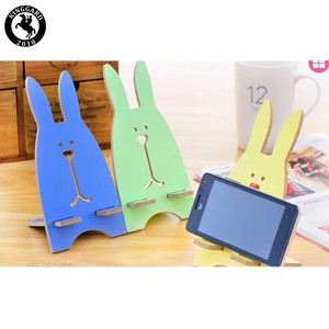 Nouveau support de téléphone en bois au design innovant avec hauteur réglable pour tous <span class=keywords><strong>les</strong></span> smartphones - Idéal pour <span class=keywords><strong>les</strong></span> voyages en avion - Product Image 6