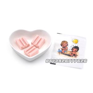 Gomme da Masticare Big Tattoo Bubble Gum al Gusto Fragola, Confezione da 5 Pezzi per Bambini - Product Image 3