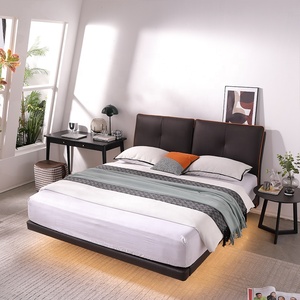 <span class=keywords><strong>Letto</strong></span> in Pelle con <span class=keywords><strong>Testiera</strong></span> a Doppio Cuscino e Striscia Luminosa Nascosta, Personalizzato in Fabbrica, con Struttura in <span class=keywords><strong>Legno</strong></span> Moderna per Uso Alberghiero - Product Image 2
