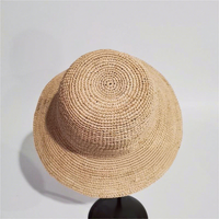 Topi Jerami Rafia Madagaskar Alami Rajutan Tangan Grosir untuk Wanita, Cocok untuk Pantai, Bepergian, dan Pelindung dari Sinar Matahari di Musim Panas