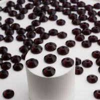 Perles de strass raffinées en grenat de 5 mm, en résine époxy, à dos plat, avec trou central, à coudre, en forme de diamant, fournitures pour la fabrication de bijoux