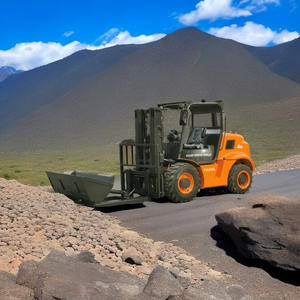 China 2,5 3 3,5 4 5 6 7 Ton Carretilla elevadora todoterreno 4WD 4x4 Todo terreno áspero Carretilla elevadora diesel Precio para la venta - Product Image 1