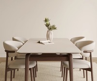 Ensemble de table à manger en bois massif moderne au design nordique avec pour restaurant ou salle à manger à la maison