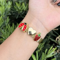 2025 nouveauté unisexe mode bijoux plaqué or Bracelets argent Bracelet lettre cerise coeur breloque pour femmes Couple cadeau