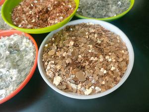 Doğal Kaya Pulları ve Renkli Mika Tozu, Dekorasyonlar İçin Isıya Dayanıklı <span class=keywords><strong>Mineral</strong></span>, Shengping Markası, Hebei, Çin - Product Image 6