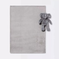 Couverture en peluche d'éléphant multifonctionnelle personnalisée en gros pour le sommeil du bébé, confort, utilisation en crèche
