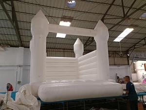 Nhà Máy Vinyl màu hồng màu xanh trắng <span class=keywords><strong>bouncy</strong></span> nhà dày trượt Bouncer nhảy Trắng Inflatable Bouncer bên đám cưới thuê Trắng Bouncer - Product Image 4