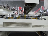 Nouvelle machine à agrafer semi-automatique pour carton ondulé monobloc, haute efficacité, facile à utiliser