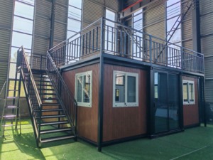 Maison conteneur pliable de haute qualité de 20 pieds ou 40 pieds à toit plat, extensible, avec double toit et terrasse pour zones froides - Product Image 4