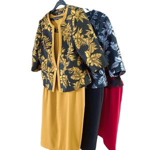 Costume de bureau élégant jaune pour femme, idéal pour l'église - Product Image 2