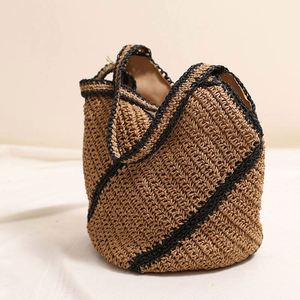 Bolso de Hombro de Paja Tejida, Nuevo Estilo, Dos Tonos, Gran Capacidad, para Vacaciones en la Playa - Product Image 4
