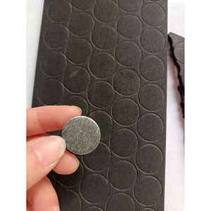 Patins en feutre pour meubles Zhongqingrui 20x5mm en mousse EVA, sur mesure pour tapis de table et de chaise - Product Image 1