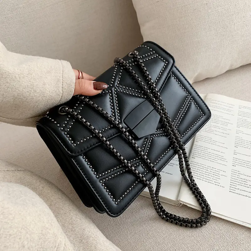 Sac à bandoulière en Pu noir pour femme, petit sac à chaîne de style coréen, nouvelle collection 2022, vente en gros