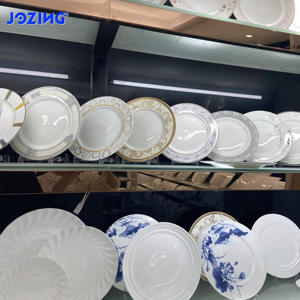 Usine Vente En Vrac Stocké Blanc Assiette Plate Blanc Pur En Céramique Irrégulier Dessert Salade Plat Hôtel Porcelaine Restaurant - Product Image 4