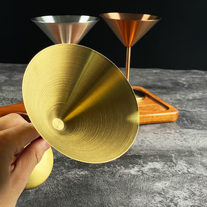 أكواب كوكتيل مارتيني من الفولاذ المقاوم للصدأ 304 المصقول، أدوات بار قابلة لإعادة الاستخدام للحفلات والمطاعم، أواني شرب متينة غير قابلة للكسر - Product Image 6