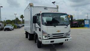 Vente en gros de camionnettes d'occasion 3500HG LCF 4X2 2 portes en cuir foncé avec régulateur de vitesse adaptatif - Product Image 6