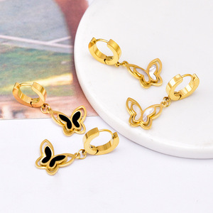 Orecchini in acciaio inossidabile placcato oro 18K orecchini creativi a farfalla in bianco e nero - Product Image 1