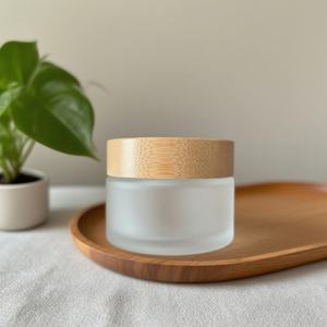 กระปุกแก้วเนยบำรุงผิวแบบฝ้า ขนาด 30 กรัม 50 กรัม 100 กรัม พร้อมฝาเกลียวไม้ไผ่ สำหรับบรรจุลิปบาล์มหรือเครื่องสำอาง - Product Image 2