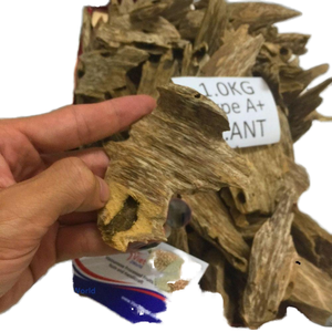 ไม้จันทน์หอมคุณภาพสูง V2W Ant Oud ชนิดชิปส์-เวียดนาม ผลิตภัณฑ์รักษ์โลก กลิ่นหอมอโรม่า ใช้ได้ทุกฤดู ราคาโรงงาน - Product Image 1