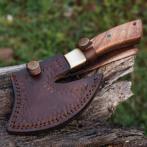 ขวานทำมือ ZA DAMASCUS MAKERS ใบมีดเหล็กคาร์บอน ด้ามไม้ ปลอกหนัง สำหรับผ่าฟืน - Product Image 1