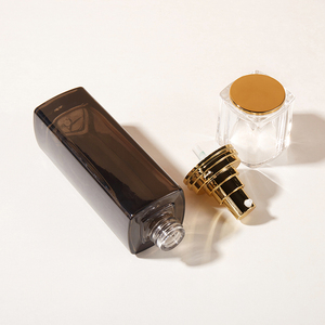 Juego <span class=keywords><strong>de</strong></span> Botellas y Frascos Cosméticos <span class=keywords><strong>de</strong></span> Vidrio <span class=keywords><strong>de</strong></span> Lujo Personalizados, 30ml/90ml/110ml/50g, Botella Cuadrada para Loción/Suero con Bomba y Tapa Dorada - Product Image 6