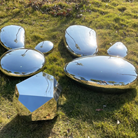 Banc en acier inoxydable 304 poli miroir sur mesure, design galet, pour projets de centres commerciaux et de parcs, assise sculpturale moderne, direct usine