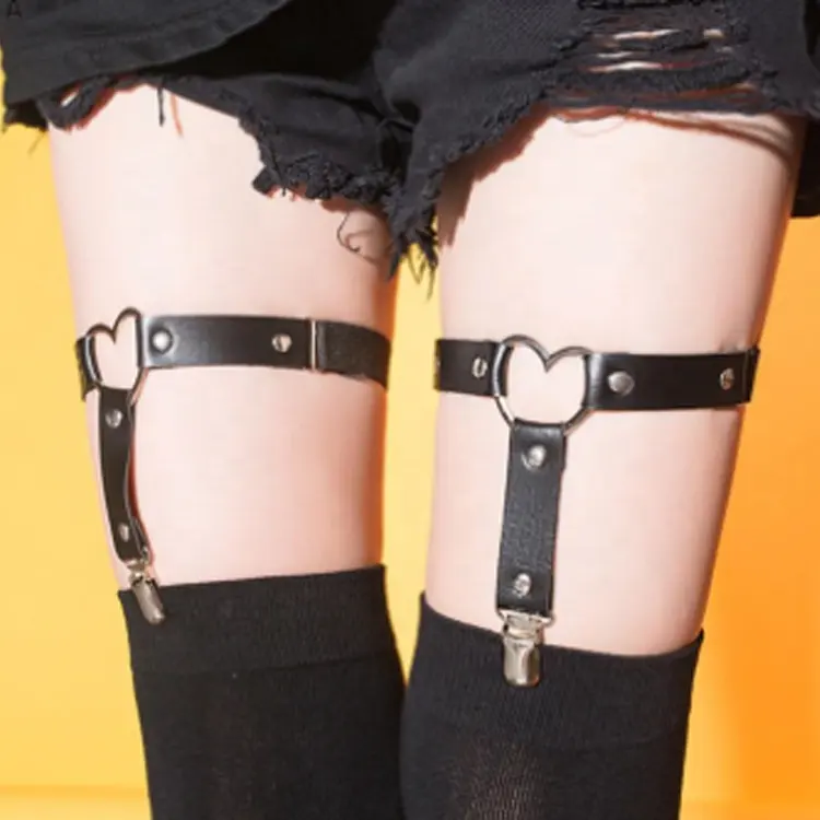 Vrouwen Punk Goth Sexy Elastische Garter Belt Dij Loop Been Harnas Bondage Riem Pu Leer Hart Kousen Garters