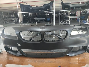 Kit de Carrocería de Alta Calidad Estilo F18 <span class=keywords><strong>M</strong></span> Tech en PP para BMW Serie 5 F10, Parachoques Delantero, Parachoques Trasero, Difusor, Faldones Laterales, Kit de Carrocería <span class=keywords><strong>M</strong></span> Tech - Product Image 2