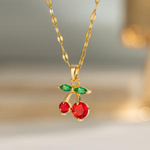 Collier pendentif cerise en zircon plaqué or 18 carats en acier inoxydable hypoallergénique pour femme, collier cerise <span class=keywords><strong>rouge</strong></span> doux pour femme - Product Image 3