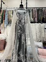 Tissu en dentelle de luxe 3D orné de fleurs, perles lourdes et strass, filet français pour robe de mariée et couture nuptiale