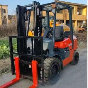 Carrello Elevatore <span class=keywords><strong>TOYOTA</strong></span> con Motore Giapponese, Capacità di Sollevamento 3 Tonnellate, Marca Giapponese, Nuovo di Zecca, Carrello Elevatore da 3,5 Tonnellate a Basso Prezzo in Vendita - Product Image 3