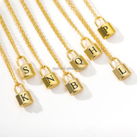 Bijoux personnalisés en acier inoxydable et or 18 carats Colliers à breloques en forme de cadenas avec gravure et initiales pour femmes