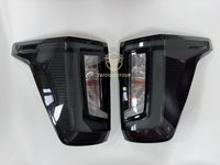 Kit de conversion pour pick-up : Systèmes d'éclairage, feux de voiture, couvercles de lampes fumés noirs, feux arrière LED haut de gamme OEM pour Hilux Travo 2026