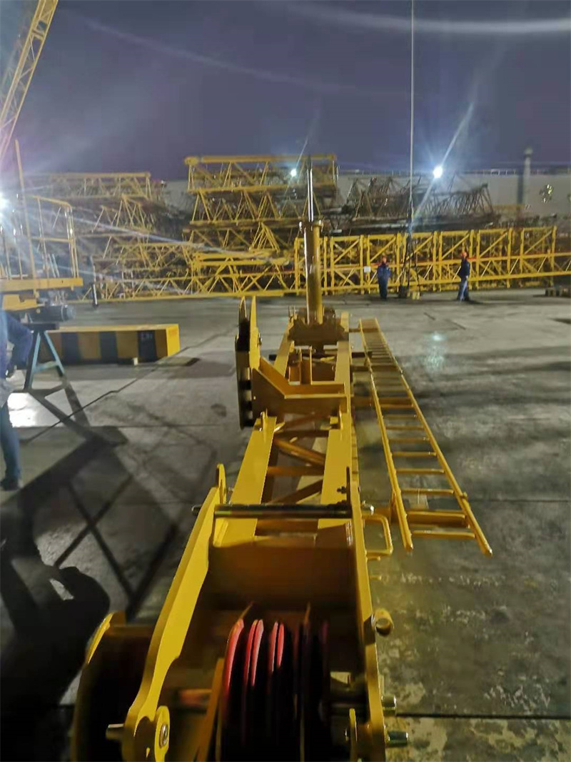 xcmg 12吨建筑起重机xgtl180 (5522-12) 变幅悬臂塔式起重机待售