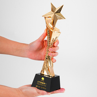 Premium fabriqué à la main or résine étoile cristal trophée tasse nouveau cadeau d'affaires personnalisé et ornement de décoration pour la maison