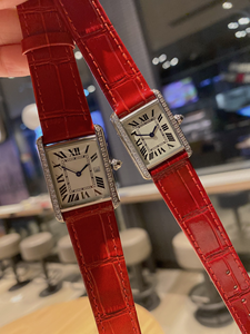 Reloj Mecánico Automático Elegante y a la Moda, Esfera Plateada con Textura Grabada, Correa Multicolor Opcional - Product Image 4