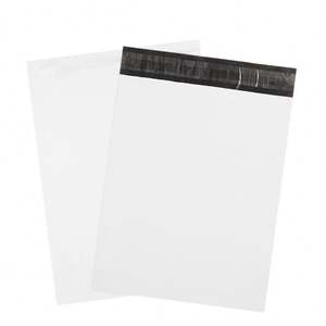 Sac d'expédition en polyéthylène renforcé et durable avec adhésif puissant, stabilité et durabilité améliorées - Product Image 3