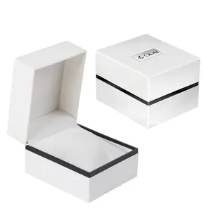 OEM के साथ सफेद प्लास्टिक घड़ी बॉक्स एकल खाली घड़ी पैकेजिंग बॉक्स मखमल तकिया