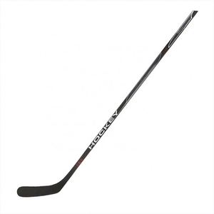 Bâton de hockey de marque haute performance en fibre de carbone hyper légère monobloc pour jeunes, avec pointe mi-basse/basse, pour la glace et le gazon - Product Image 1