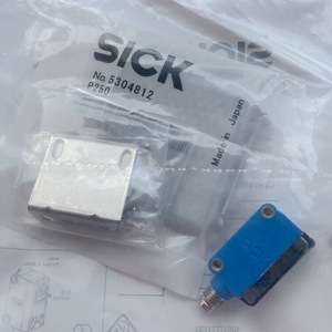 Interruptor Fotoeléctrico SICK GL6-P4112 24 V, Sensor de Metal, Rango de Detección de 0-3 m - Product Image 1