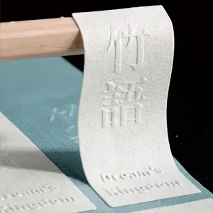 Pegatina de sello de caja de regalo de joyería con diseño de logotipo en relieve de textura mate personalizada de gama alta
