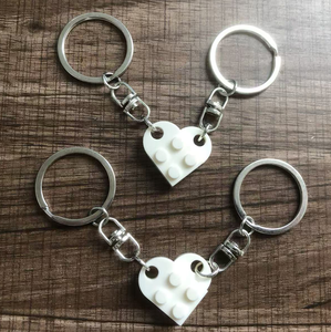 Set di Portachiavi a Cuore per Coppie, Compatibili con Mattoncini Lego, Regalo per Migliori Amici, per Lui e Lei, Pronta Consegna - Product Image 3