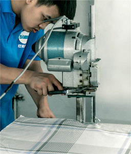 Couverture chauffante électrique matelassée avec poche pour le bureau, utilisation hivernale, batterie <span class=keywords><strong>rechargeable</strong></span>, <span class=keywords><strong>chauffage</strong></span> USB personnalisé - Product Image 2