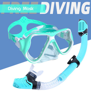 Ensemble de masque de plongée en silicone pour adulte avec tuba entièrement étanche et anti-buée, équipement de natation pour sports d'été - Product Image 4